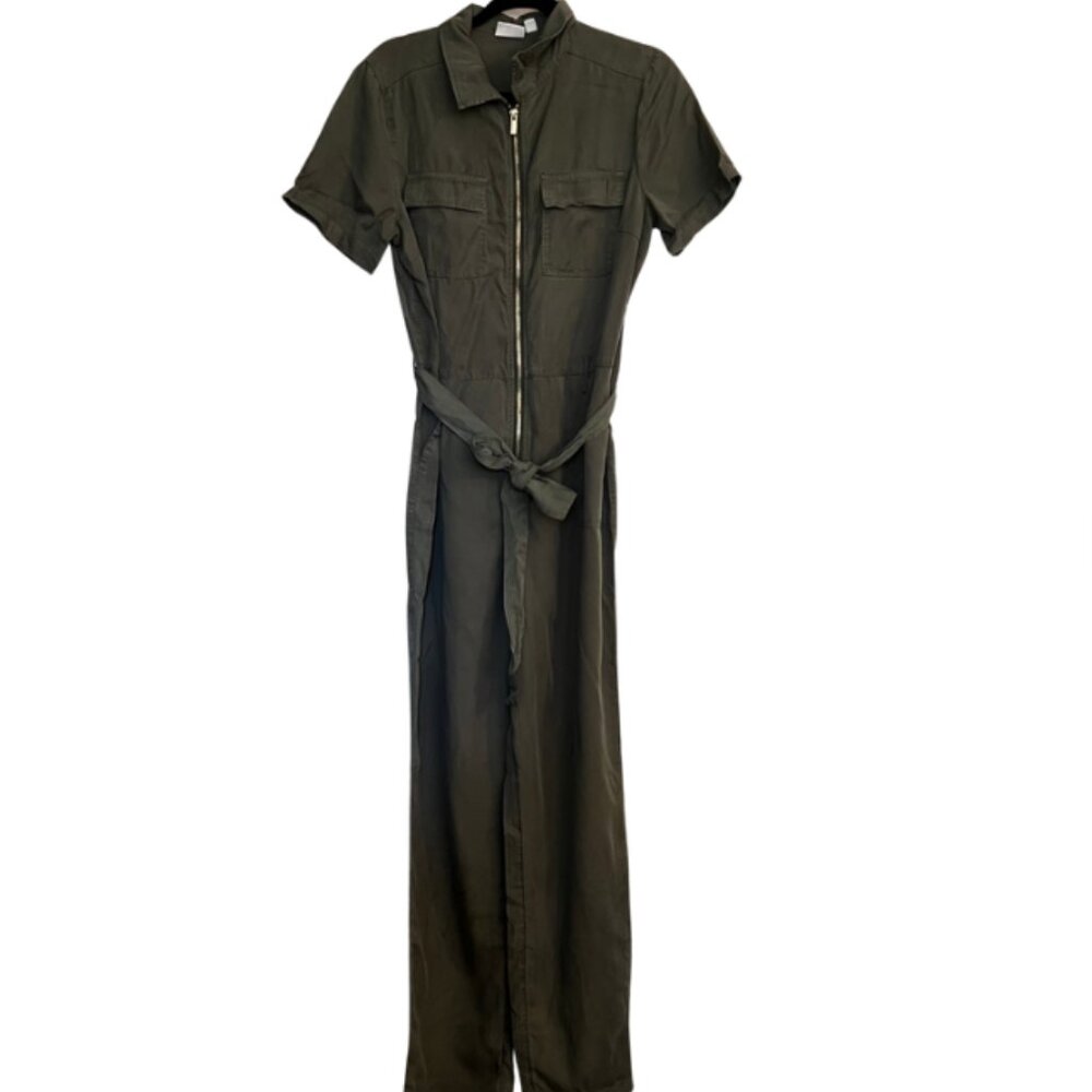 Olive Green Short Sleeve Jumpsuit wth belt and pockets. Soft material Size 40
